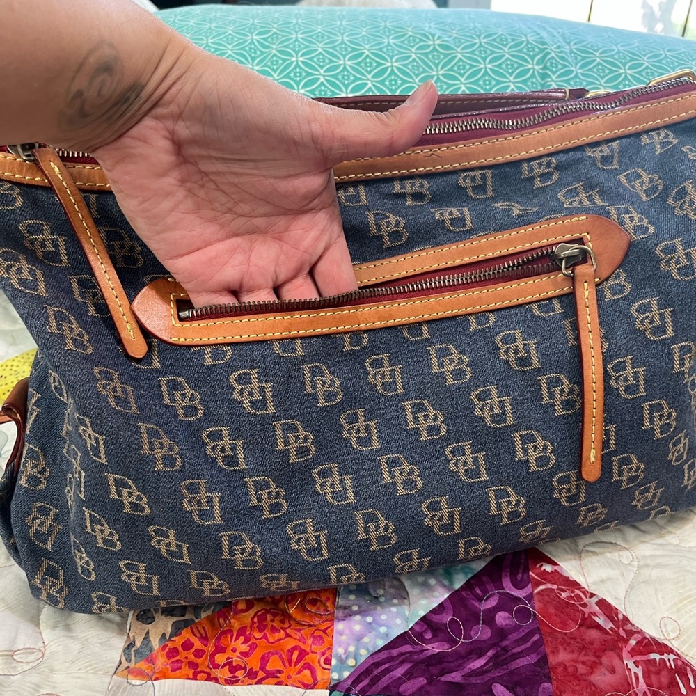 Vintage Dooney jacquard shoulder bag - Picture 5 of 10